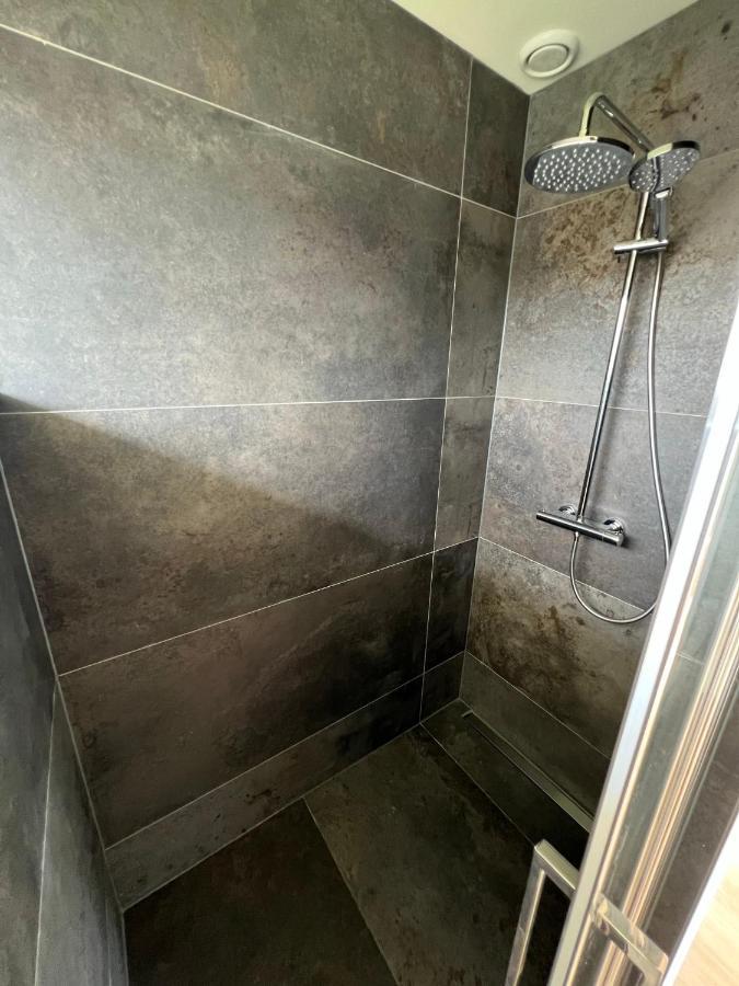 Plassenzicht Logies & Sloepverhuur Loosdrecht Exterior foto